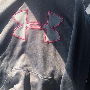 Under Armour sweatshirt